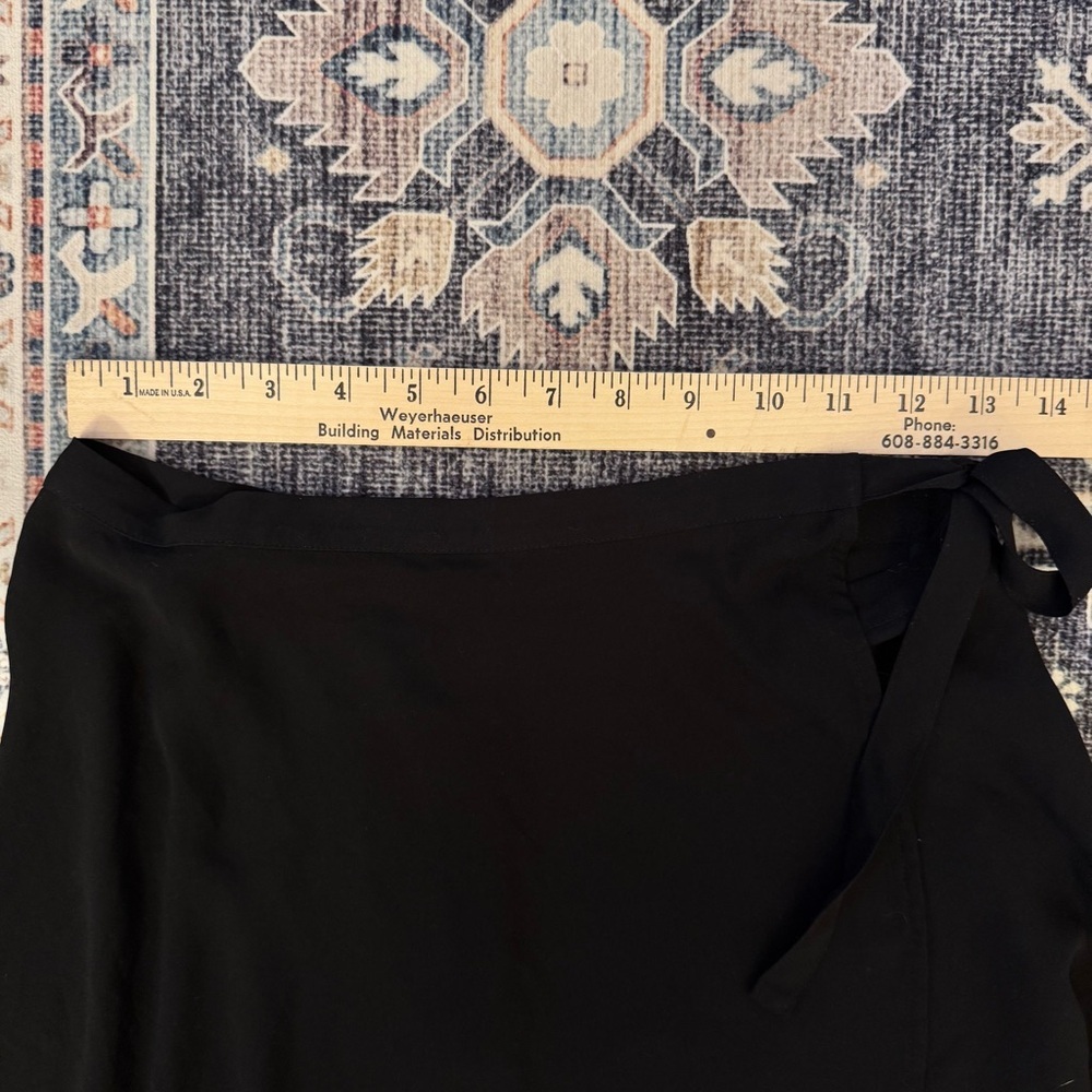 Aritzia Sunday Best Ariel Black Wrap Mini Skirt A-Line Self Tie Size 4 - Picture 10 of 11